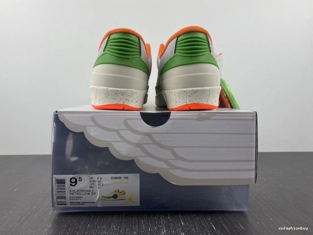 Jordan Low Retro 2 TITAN (W) DV6206-183 1024